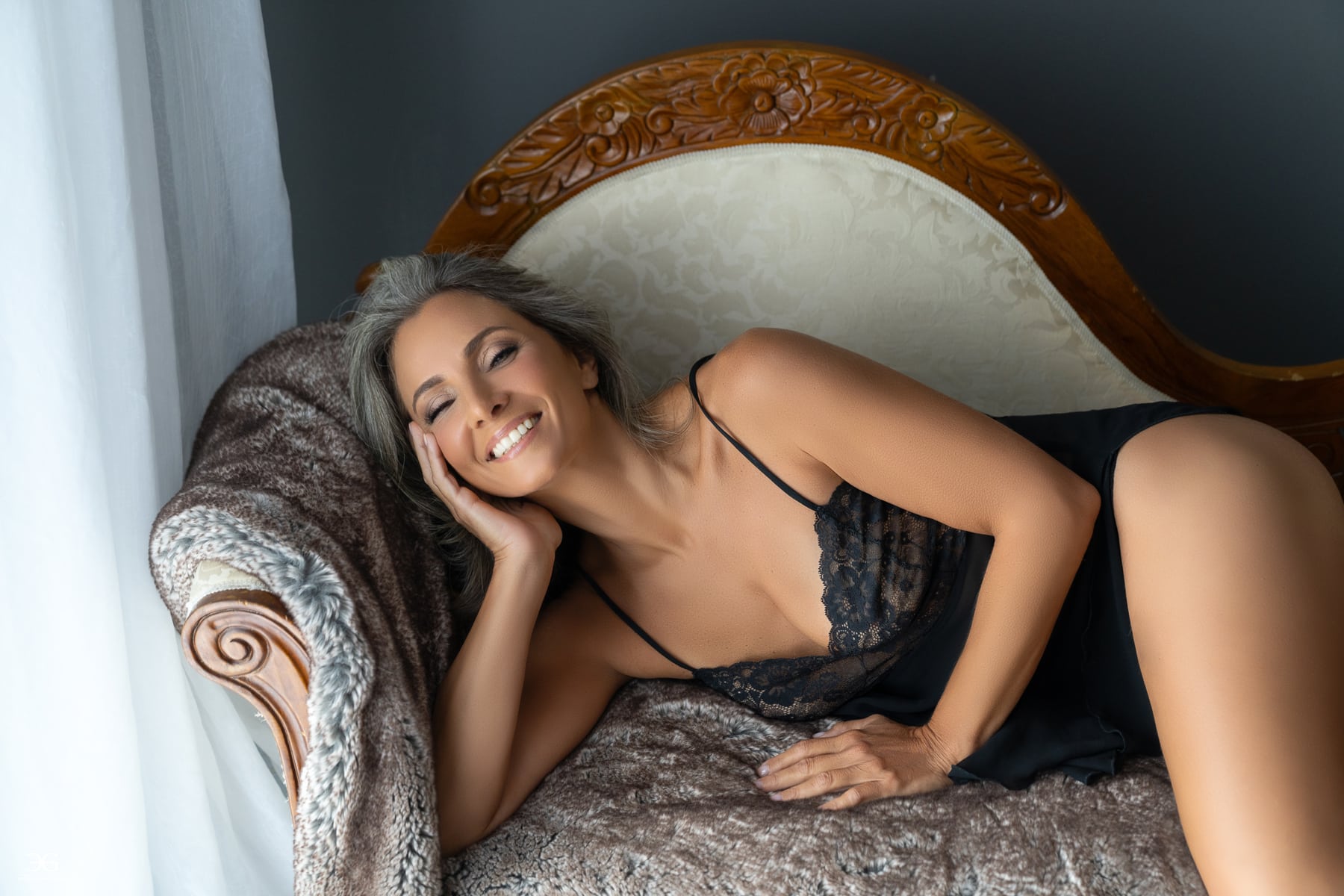 wedding anniversary gifts by year boudoir sessions